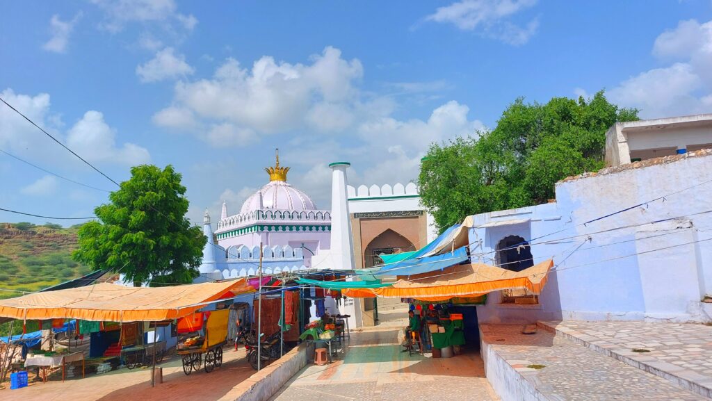 Badi Khatu Dargah Hazrat Shamsuddin Saman Diwan (R.A) Ki Dargah Badi Khatu Nagaur Sharif