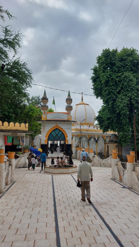 Hazrat Maulana Ziauddin Chishti (R.A) Ki Dargah Sharif Char Darwaja jaipur
