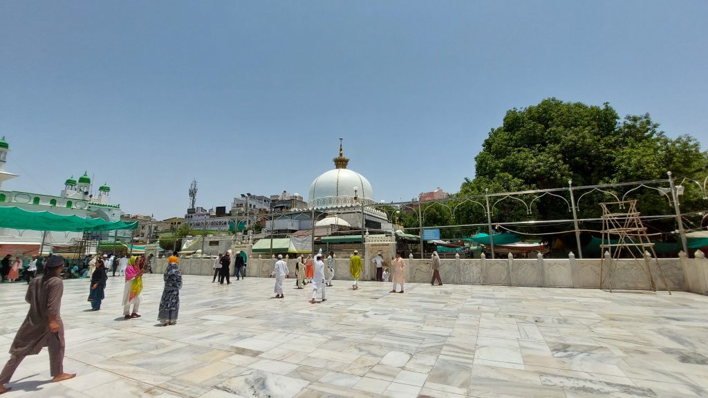 Hazrat Khwaja Garib Nawaz Ki Dargah Ajmer Sharif