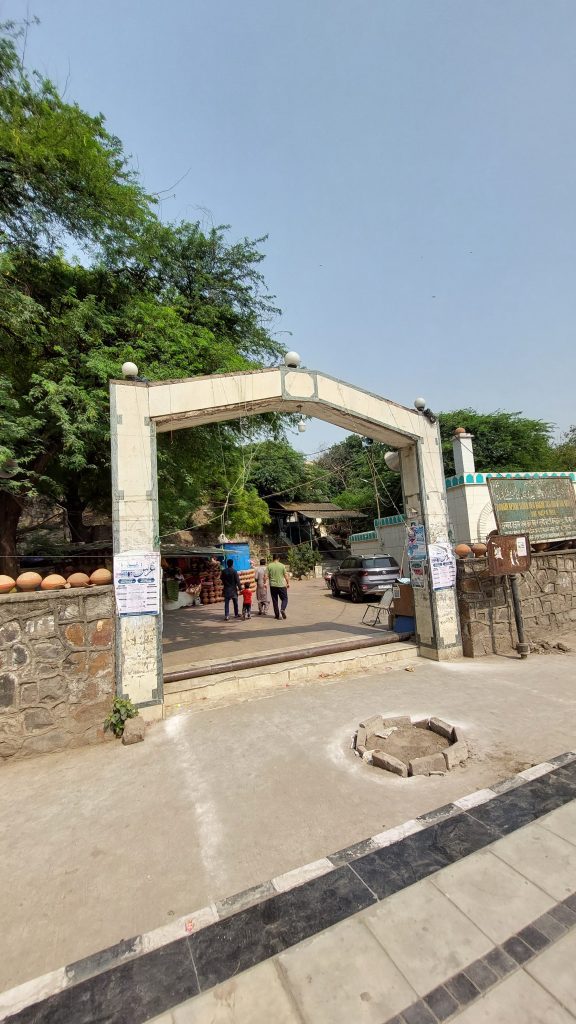 Matka Peer Dargah Hazrat Abu Bakr Tusi Haideri Qalandari Dargah Sharif Delhi